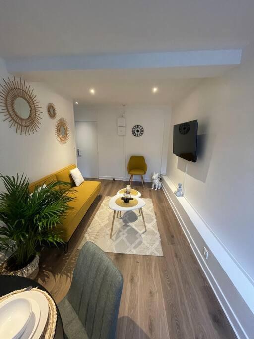 Le Sunny-Hyper Centre -Proche Gare - Paisible -Wifi Hd -Netflix-Ideal Couple Business Et Famille Niort Eksteriør bilde